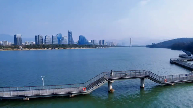 南明湖(南明湖在哪)